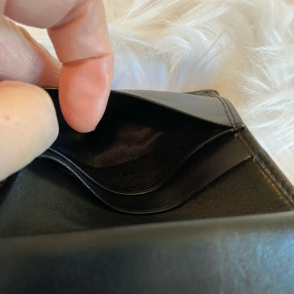 Gucci Black Leather Wallet w/Bamboo Accent - Picture 13 of 13